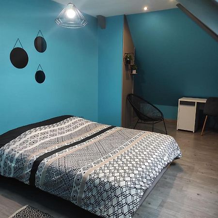 Agreable Et Spacieuse Chambre Familiale Sansac-de-Marmiesse Ngoại thất bức ảnh